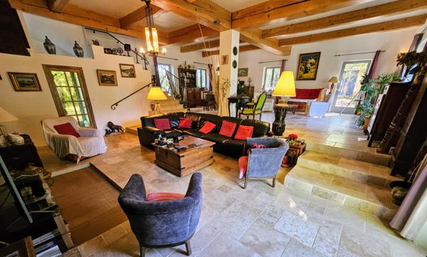 Pontevès (83670) Charmante Propriété à Vendre à Barjols / Pontevès – Calme Absolu et Grand Terrain de 5 Hectares