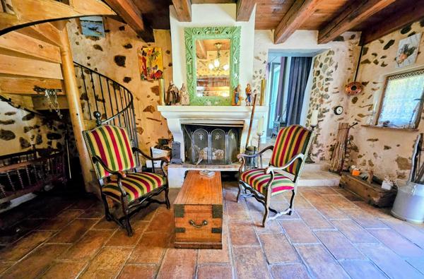 Pontevès (83670) Charmante Propriété à Vendre à Barjols / Pontevès – Calme Absolu et Grand Terrain de 5 Hectares