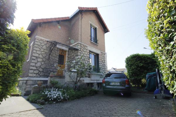 Agréable meulière 6 pièces, 103 m2, proche toutes commodités , Houilles