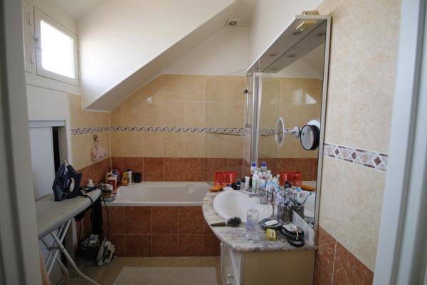 Agréable meulière 6 pièces, 103 m2, proche toutes commodités , Houilles