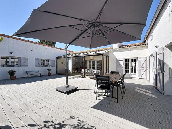 Maison de Plain-pied - 4 Chambres - Piscine