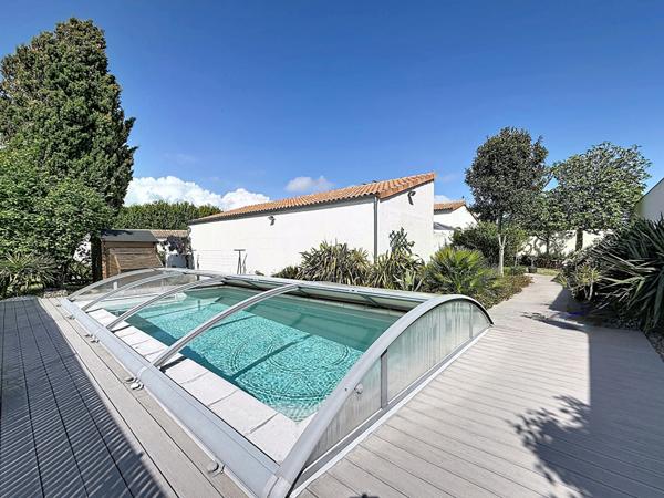 Maison de Plain-pied - 4 Chambres - Piscine