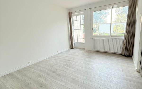 Maison à vendre    3 pièces •  Saint-Cyr-sur-Mer