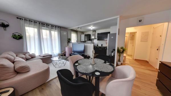 Appartement 3 pièces en rez-de-jardin à vendre à Roissy-en-Brie