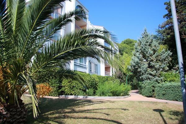 STUDIO MEZZANINE MEUBLE - CORNICHE - LOCATION ETUDIANTE