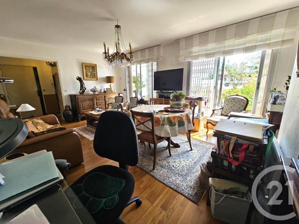 Appartement F3 à vendre  3 pièces - 76,17 m2 ST MAUR DES FOSSES - 94