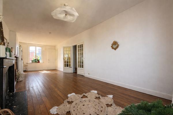 Coup de coeur - Appartement charme de l'ancien 82 m² au coeur du Cours Langlet