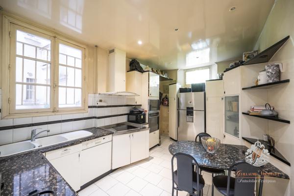 Neuilly-sur-Seine (92200) Neuilly-sur-Seine/Saint-James/Pont de Neuilly/Longchamp – Appartement de 4 pièces de 130,14 m² – 2/3 chambres