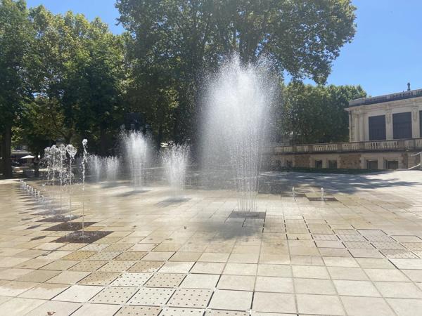 03200 VICHY -VOLUME IMMOBILIER STRATÉGIQUE -COEUR DE VILLE -