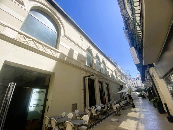 03200 VICHY -VOLUME IMMOBILIER STRATÉGIQUE -COEUR DE VILLE -