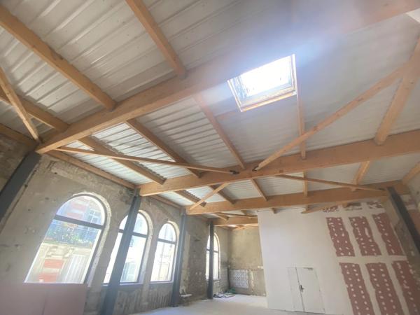 03200 VICHY -VOLUME IMMOBILIER STRATÉGIQUE -COEUR DE VILLE -