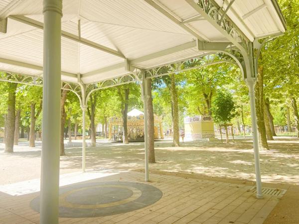 03200 VICHY -VOLUME IMMOBILIER STRATÉGIQUE -COEUR DE VILLE -