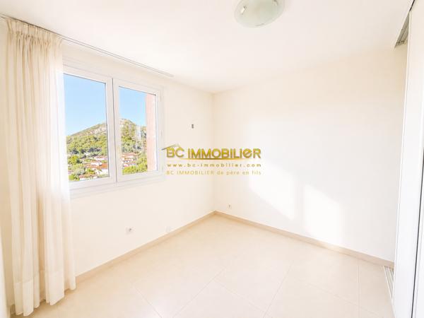 Magnifique Type 4/5 entièrement refait à la rouvière