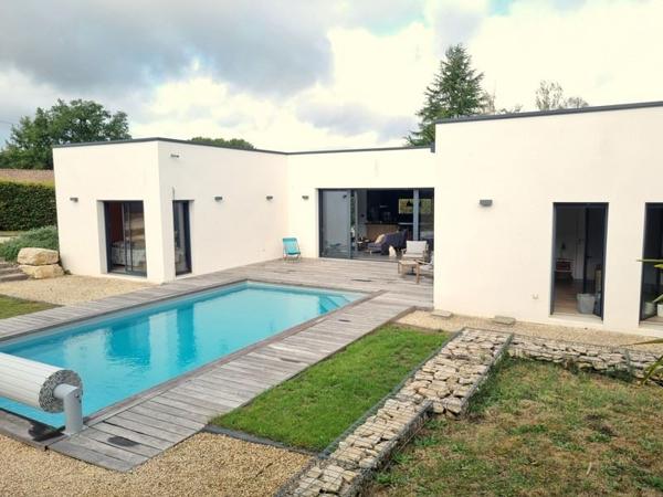 Maison à vendre |  Vouneuil-sous-Biard |  6 pièces | 159 m²