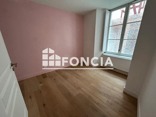 Location Appartement 3 pièces 53.7 m² - 25 RUE DES SERRURIERS Colmar 68000