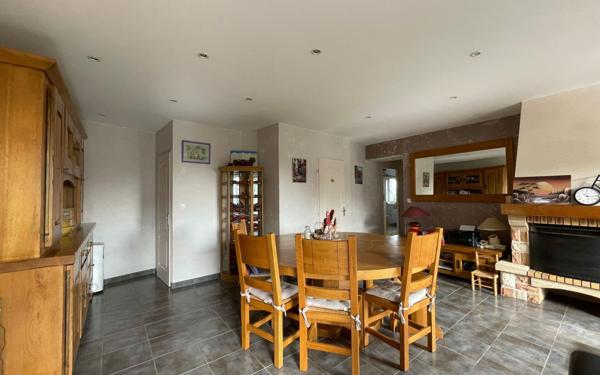 Maison à vendre    4 pièces •  Vienne