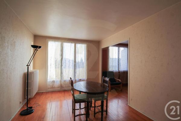 Appartement F4 à vendre  4 pièces - 64,63 m 2   CHAMPAGNE AU MONT D OR  - 69