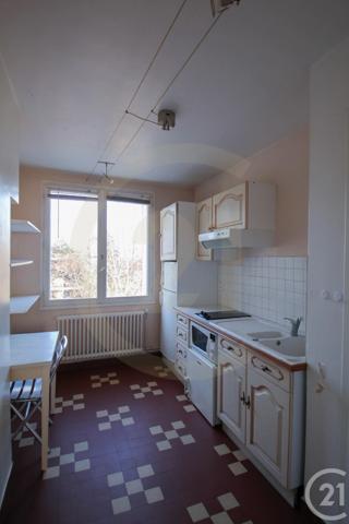 Appartement F4 à vendre  4 pièces - 64,63 m 2   CHAMPAGNE AU MONT D OR  - 69