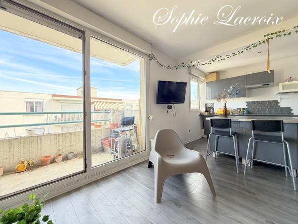 Appartement
         2 pièces
        - 51 m² 218 000 € *