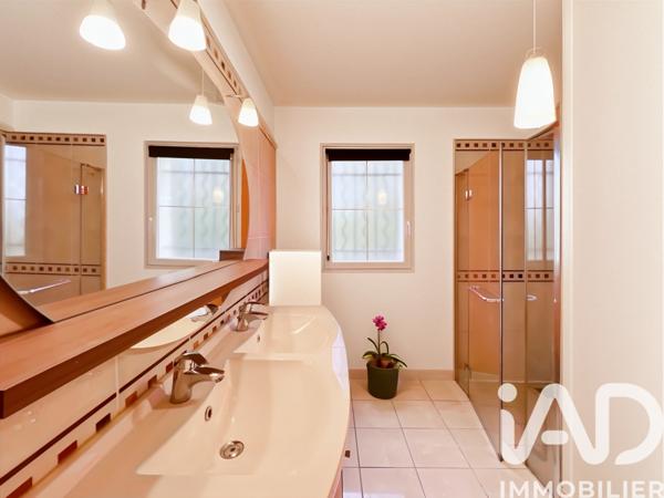 Maison à vendre 10 pièces 239 m² Ardon