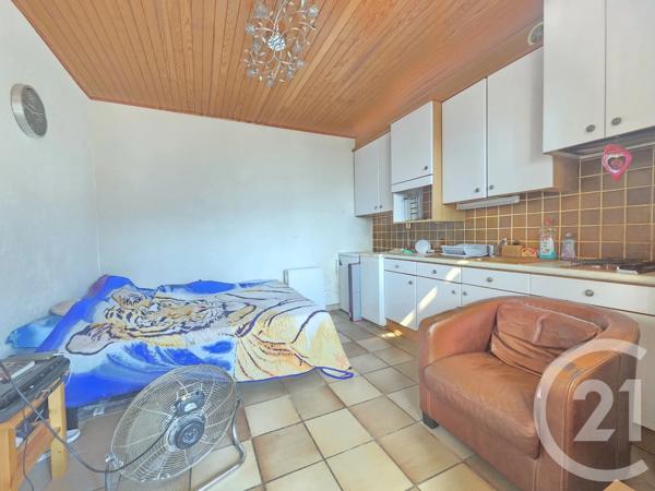 Maison à vendre  4 pièces - 95 m 2   TOULON  - 83