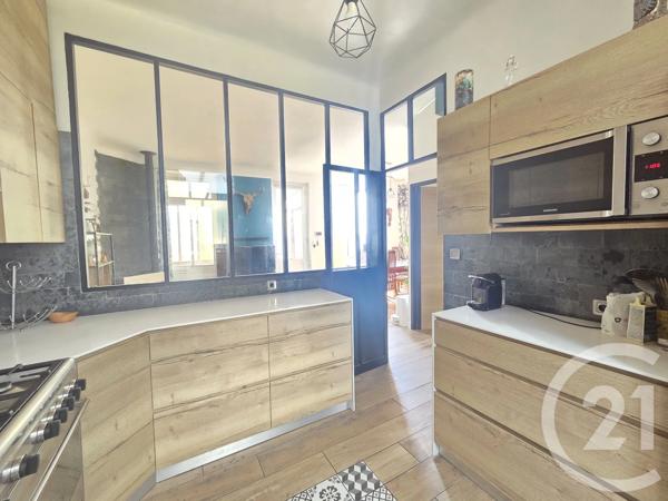 Maison à vendre  4 pièces - 95 m 2   TOULON  - 83