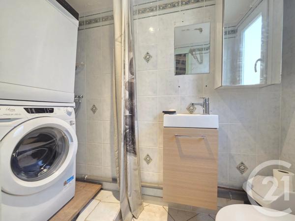 Maison à vendre  4 pièces - 95 m 2   TOULON  - 83