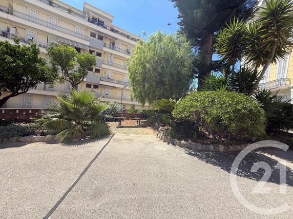 Appartement F1 à vendre  1 pièce - 17 m 2   NICE  - 06