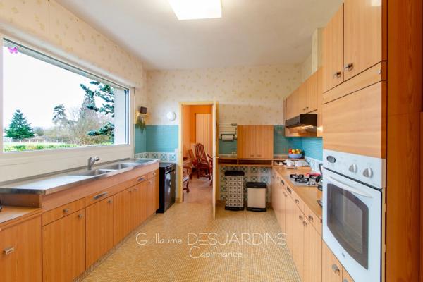 Maison Familiale 9 pièces avec sous-sol complet L'AIGLE (61)