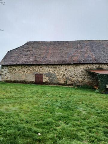 Grange et 15 hectares de terres agricoles attenantes