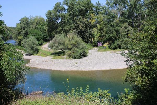 Vaste domaine avec Château et maison de maître