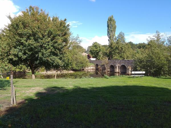 Maison à GOURGE, 79200 - 4 pièces 278m²