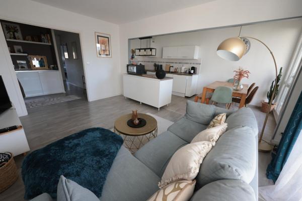 superbe 3 pièces de 72 m² dans une résidence standing et sécurisée  avec tennis, piscine et vaste espaces verts