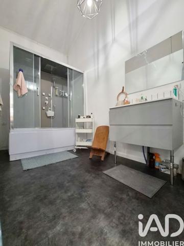 Immeuble à vendre 270 m² Bompas