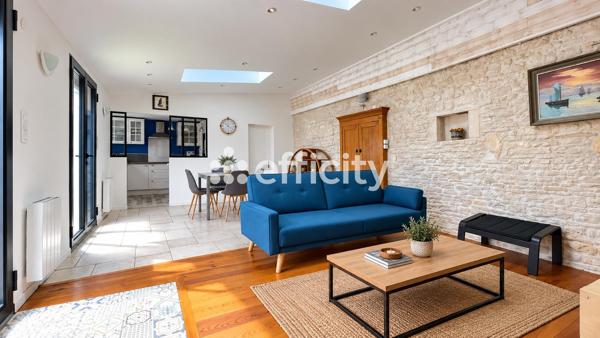 Maison
         3 pièces
        - 80 m² Exclusivité 262 000 €*