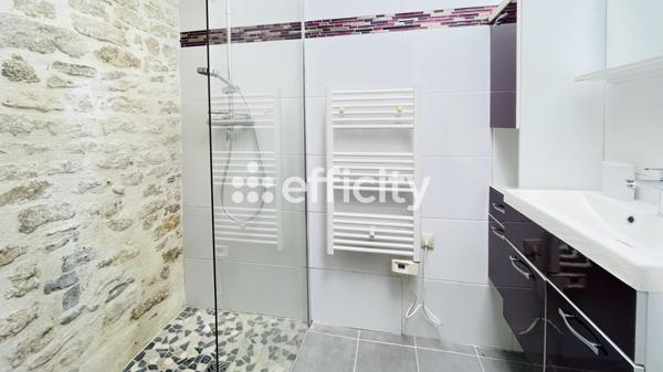 Maison
         3 pièces
        - 80 m² Exclusivité 262 000 €*