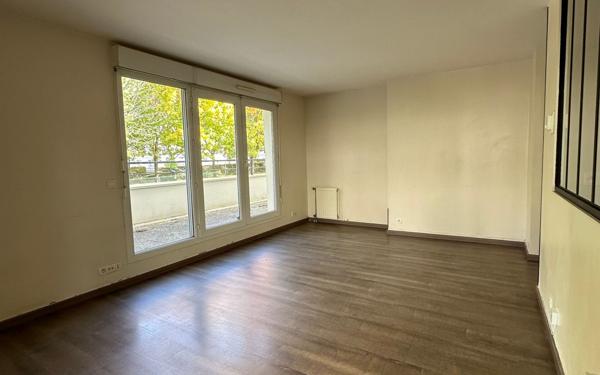 Appartement à louer    3 pièces • 64,98 m2 Guyancourt