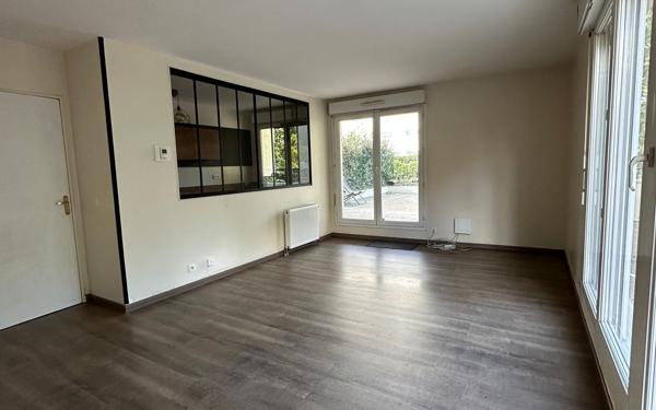 Appartement à louer    3 pièces • 64,98 m2 Guyancourt