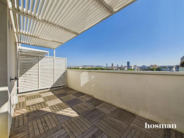 Duplex de 3 pièces de 73m² avec terrasse vue panoramique - Entre Jet d'eau et Parc Blandan - Lyon 8e