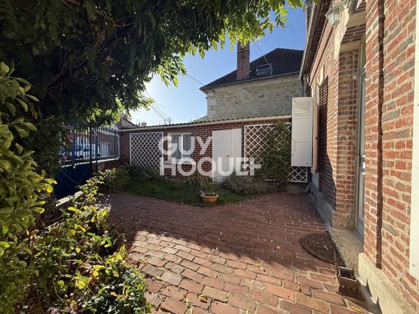 Maison Bourgeoise de Prestige à Vendre à Clermont - 6 Pièces, 130 m²