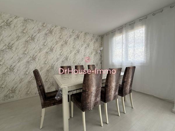 Appartement à louer 3 pièces de 71 m²