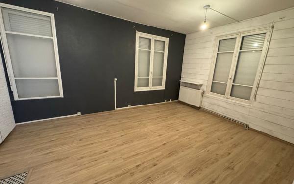 Maison à vendre    3 pièces • 75 m2 Amiens