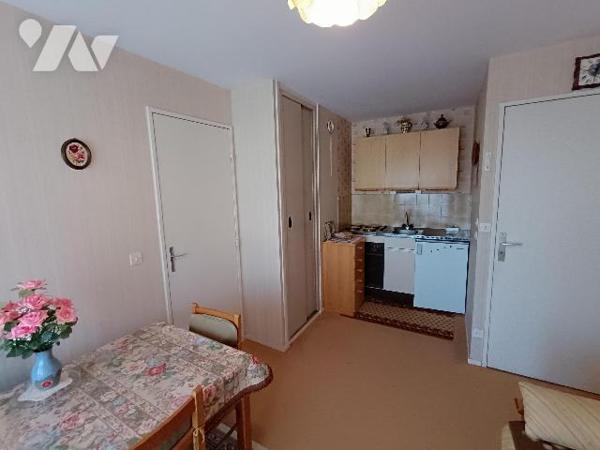 VILLERS SUR MER - F2 + GARAGE RESIDENCE DEAUVILLE 2000