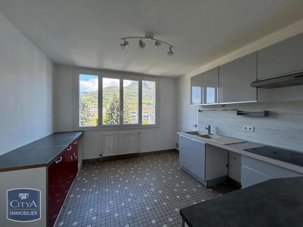 Appartement à louer 3 pièces 84m² Annecy (74000)