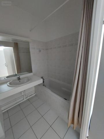 Appartement à louer à Reims dans la Marne (51100), ref : 51046-L84