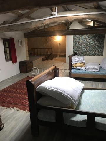 Maison ancienne de 266 m²