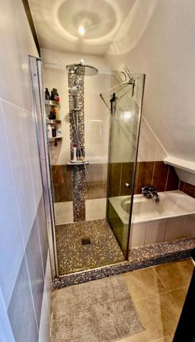 MAISON DE 125m2, 4 chambres , garage et jardin  Quartier Amiens SUD