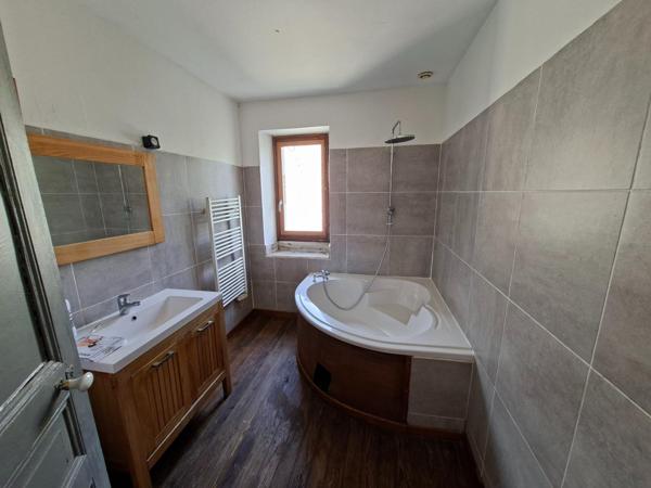 Appartements et terrain