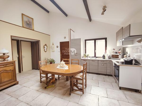 Maison - À vendre - 229 m² - FORGES-LES-BAINS | The Door Man