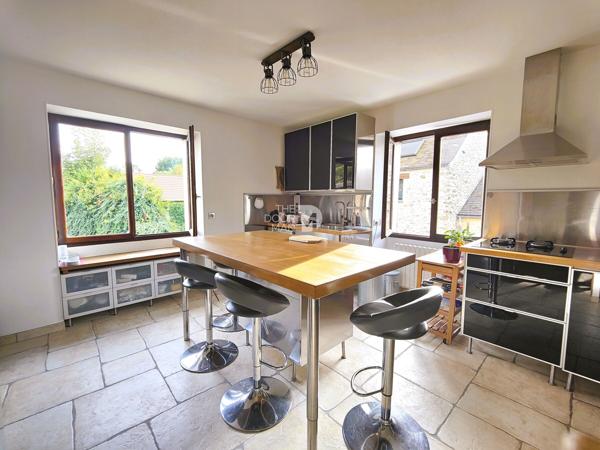 Maison - À vendre - 229 m² - FORGES-LES-BAINS | The Door Man